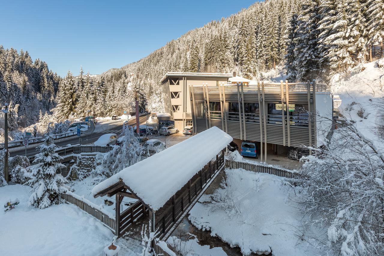 Mondschein Hotel 4*